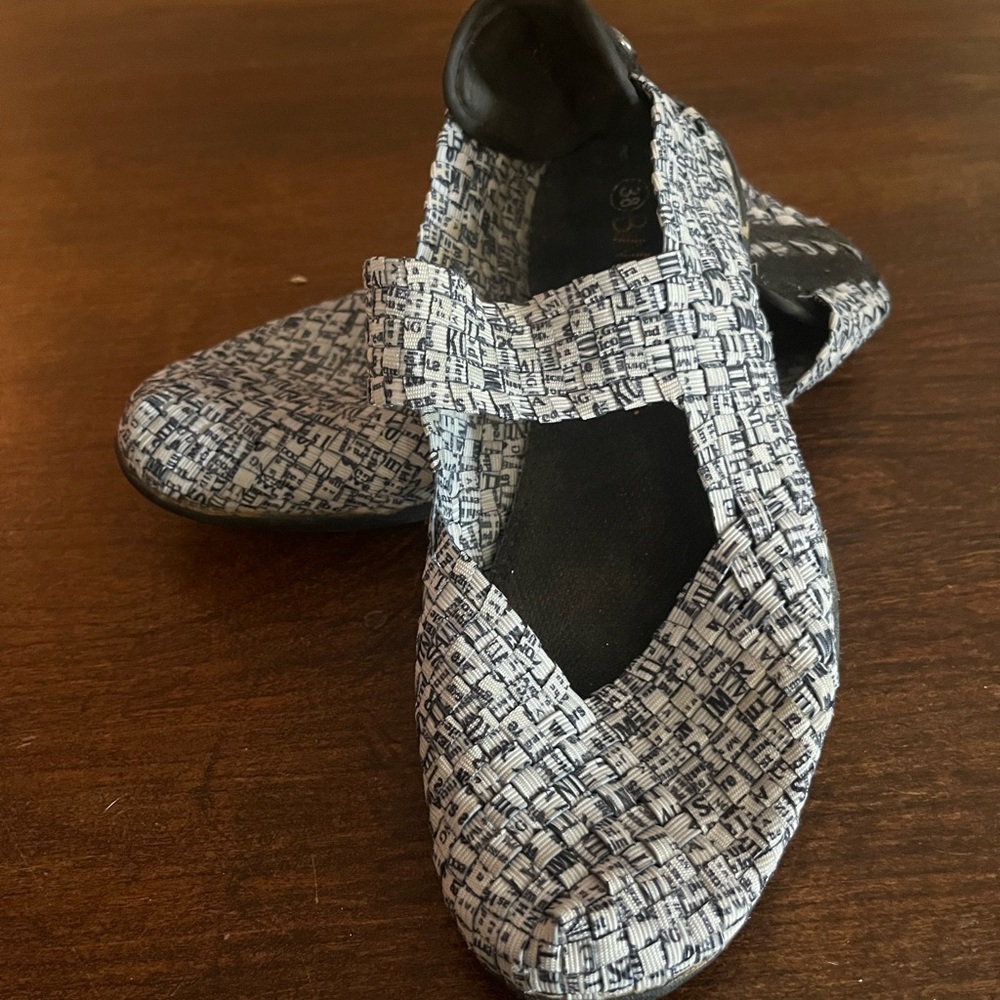 Stylish Black and White Flats